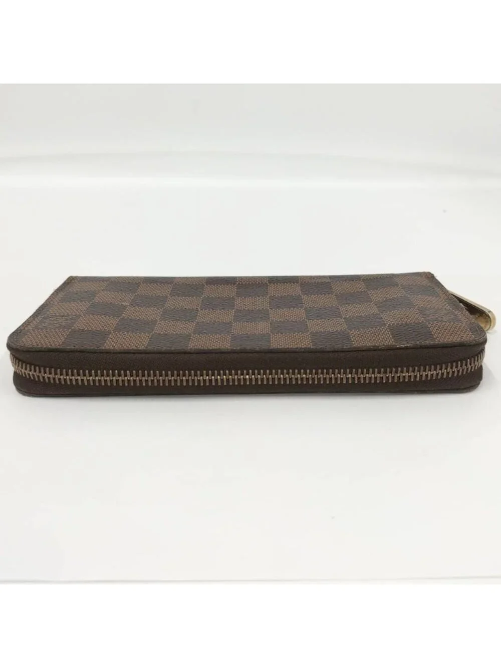 Louis Vuitton Zippy Wallet Damier